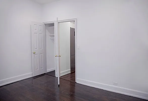 Rented by Dynamik Realty | media 14