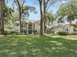 704 Shipwatch Dr E, Jacksonville, FL 32225