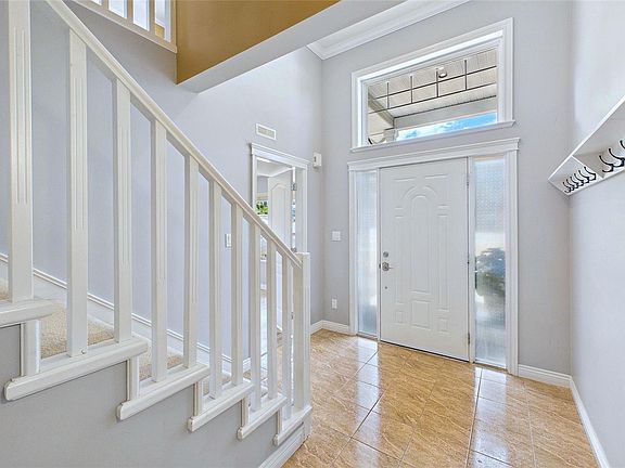 3rd image of 754 Southland Way