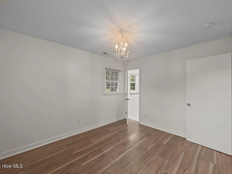 74 Cedar Rd — Photo 16