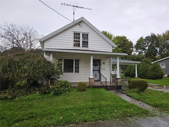 525 E State St, Albion, NY 14411