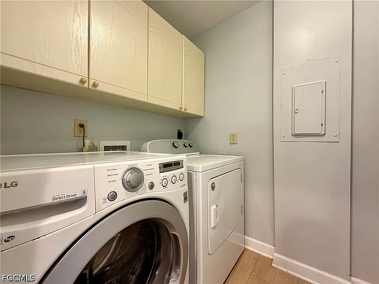 17020 Golfside Cir #104 — Photo 35