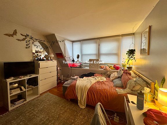 5th image of 469R Massachusetts Ave #5R