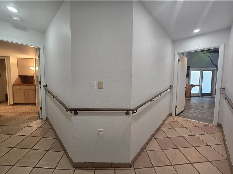 1176 W San Bruno Ave — Photo 28