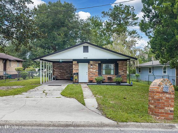 4th image of 1604 FORBES Street