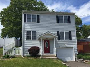 170 Meadow View Rd, New Haven, CT 06512