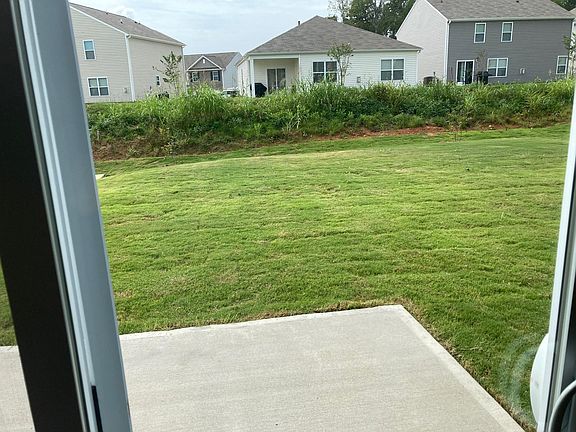 3rd image of 139 Poplarville Dr