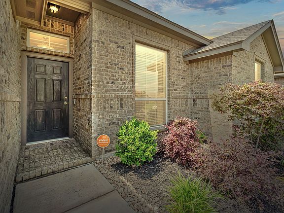 3rd image of 217 Angelina Ct