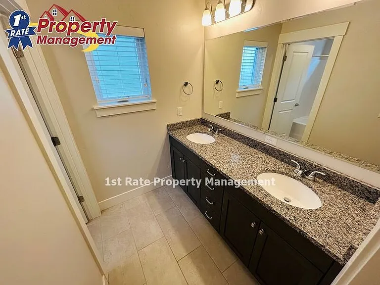 431 S Academy Ln — Photo 14