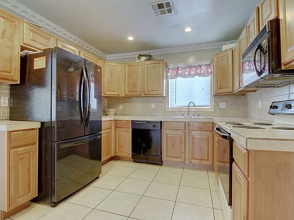 3rd image of 7030 W Lewis Ave