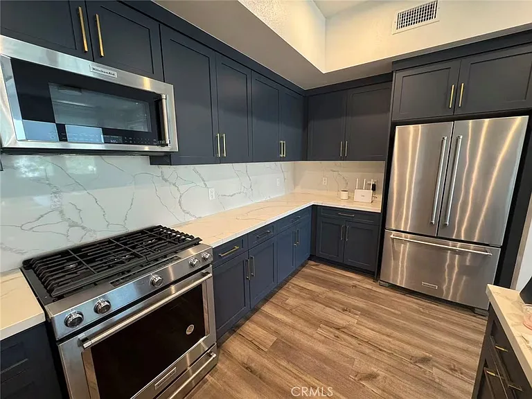 1530 S Urbana St — Photo 3