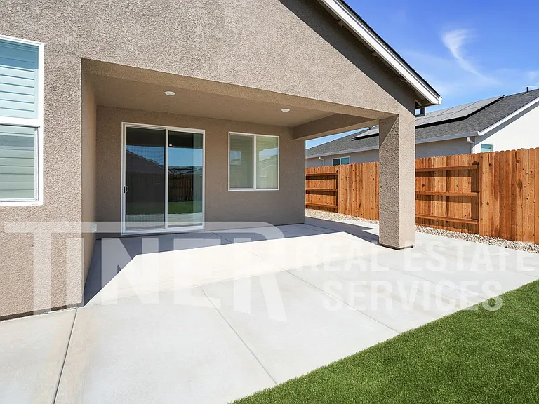 7160 El Cerrito Way — Photo 21