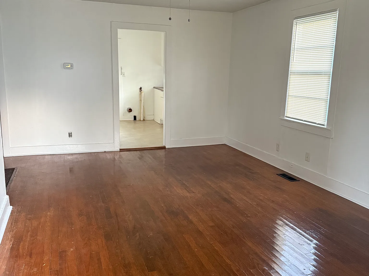 404 Oshaughnessy Ave — Photo 2