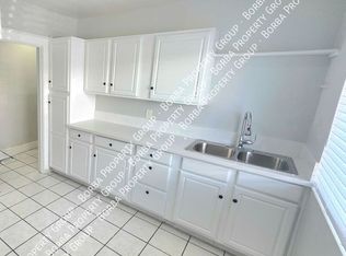 1555 Linden Ave, Long Beach, CA 90813