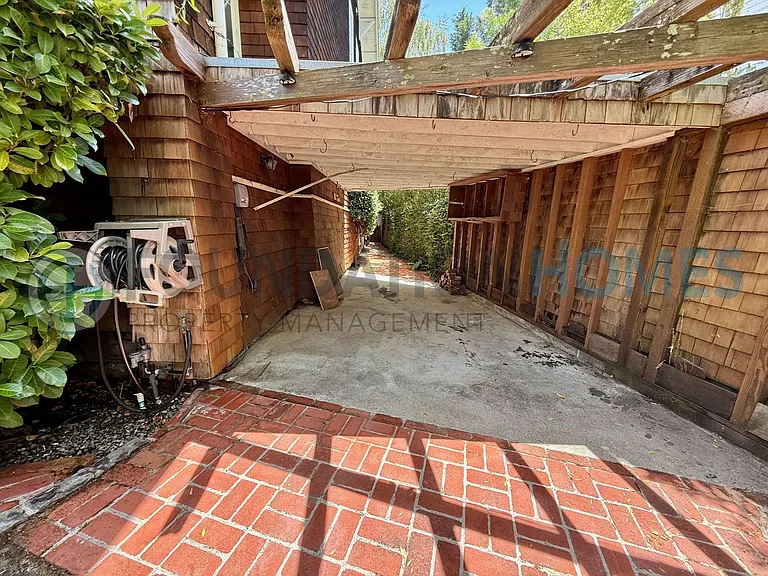 115 Lagunitas Rd — Photo 29