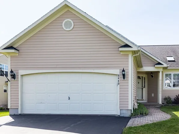 8443 Marco Ln, Baldwinsville, NY 13027