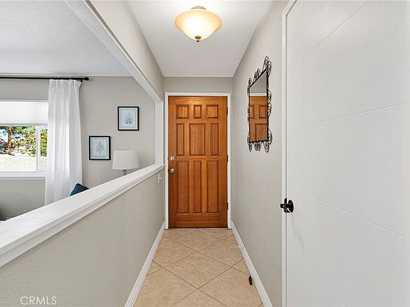 5th image of 14941 Walnut St
