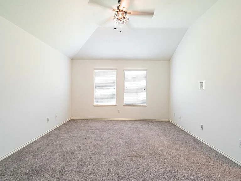 2111 Sailwind Dr — Photo 15