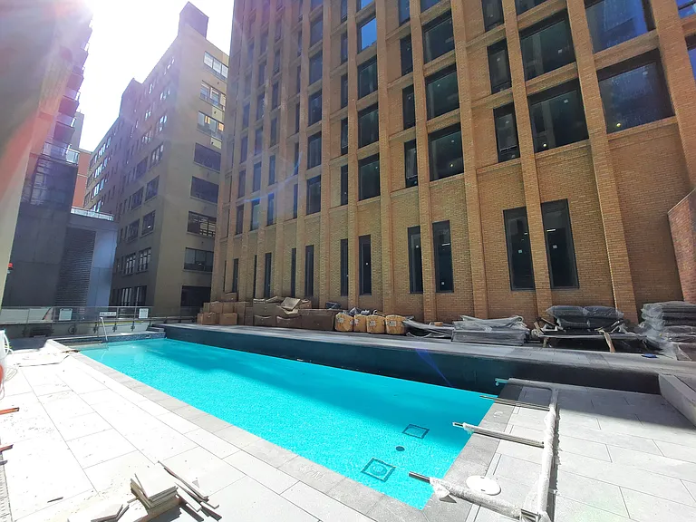 8 Widmer St — Photo 27