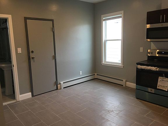 Kitchen - Backdoor