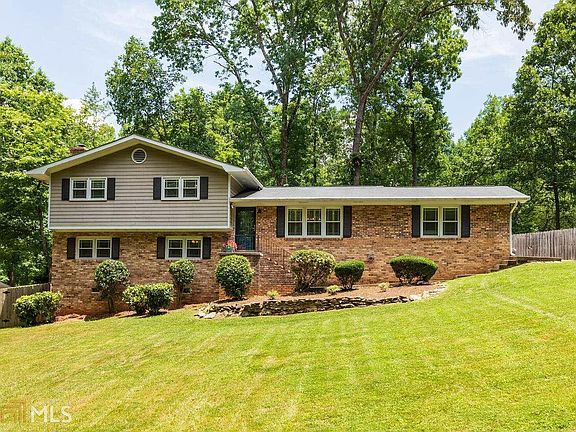 4th image of 3783 Ashwood Dr SE