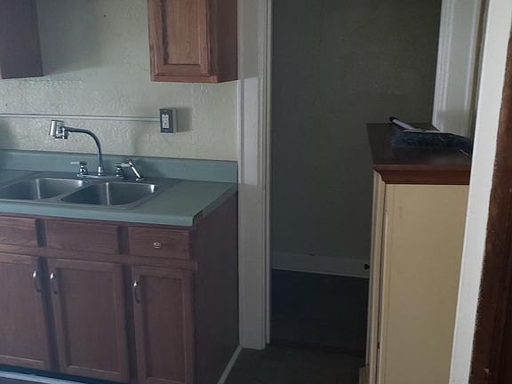 2nd image of 231 Bradford St APT 2