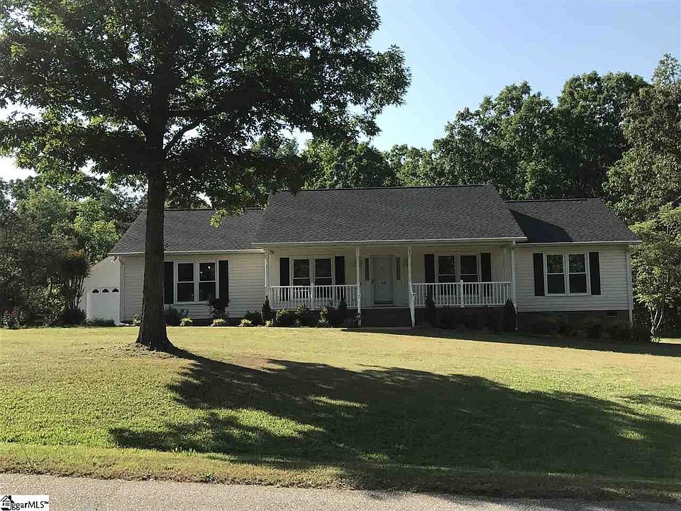 1st image of 33 Brooke Ann Ct