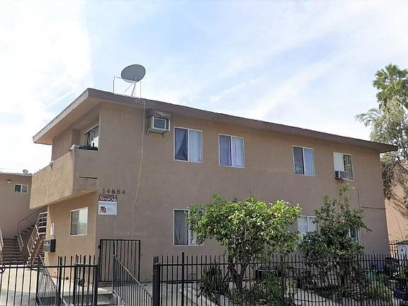 3rd image of 14684 Hubbard St APT 1