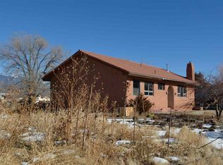 217 Este Es Rd, Taos, NM 87571
