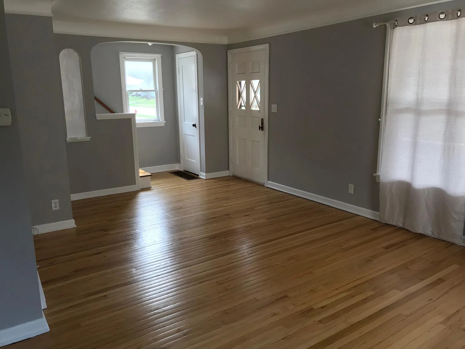 20754 Woodstock Ave — Photo 3
