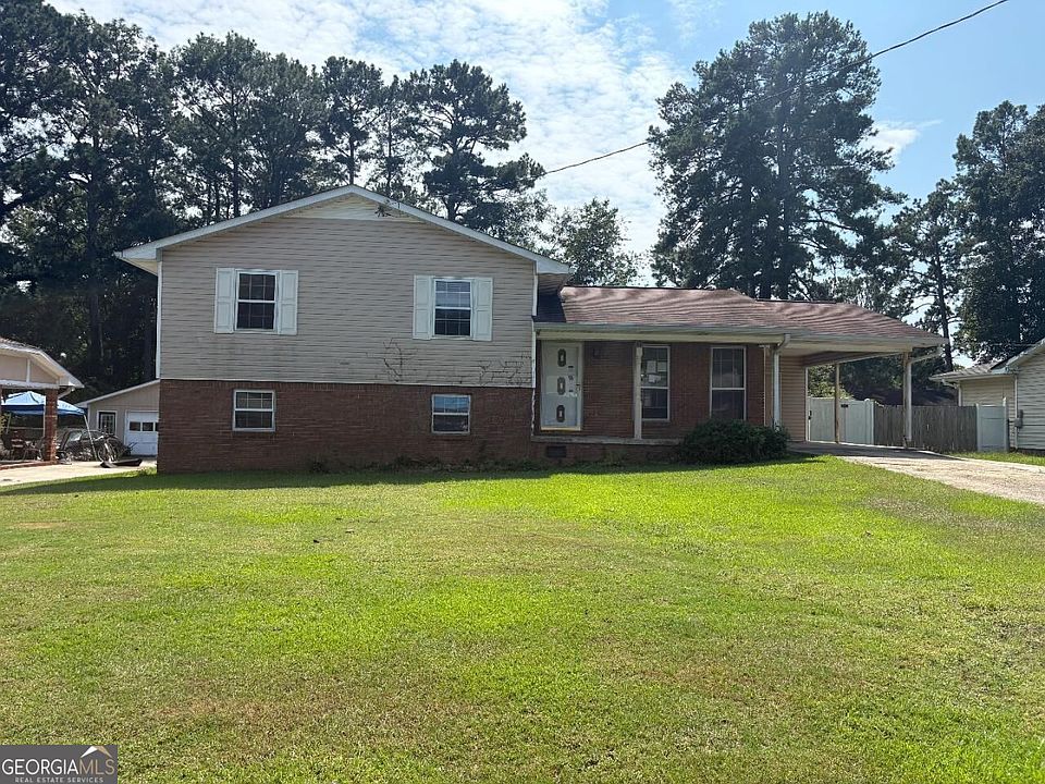 1st image of 801 S Carter Dr