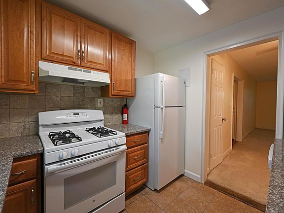 3rd image of 4368 N Pershing Dr APT 2