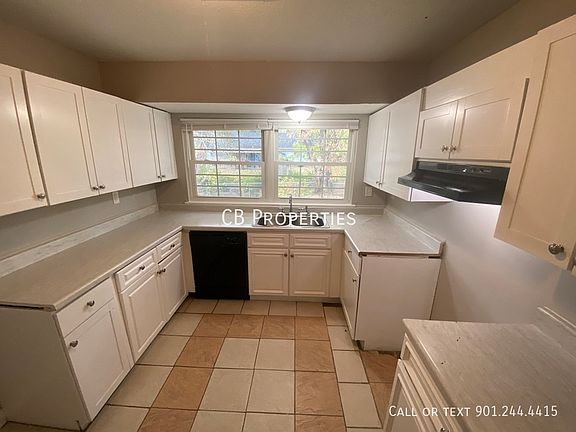 5th image of 4052 Hitchcock St