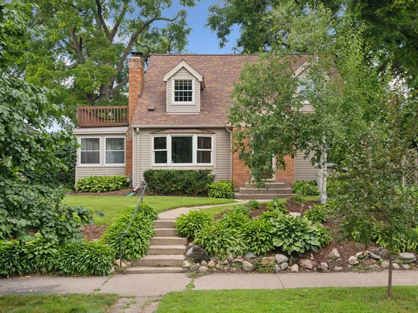 240 Russell Ave S, Minneapolis, MN 55405