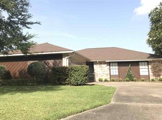 1975 Sams Way, Beaumont, TX 77706