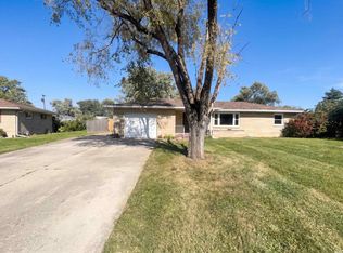 2804 N Cowing Park Ln, Muncie, IN 47303