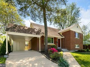 1043 N Paxton St, Alexandria, VA 22304
