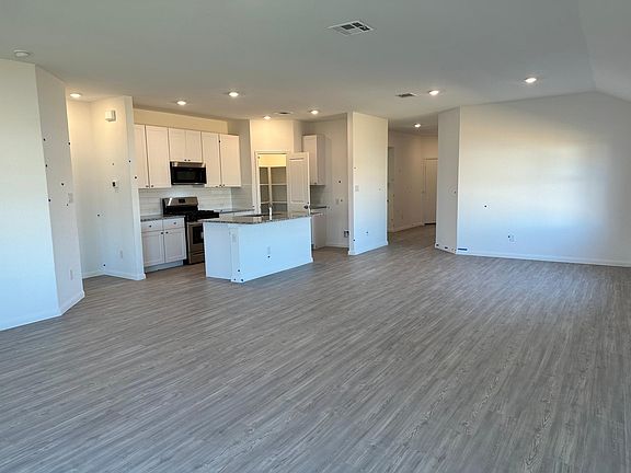 3rd image of 10619 Erinita Way