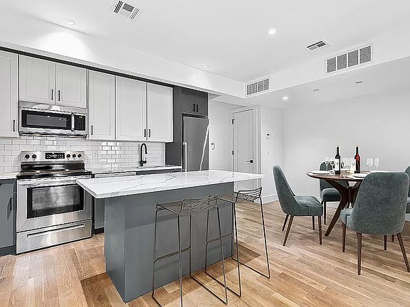 2nd image of 312 Menahan St #1