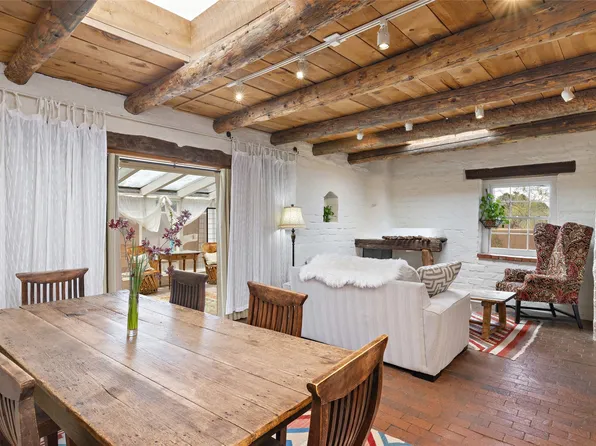 960 Camino Santander, Santa Fe, NM 87505