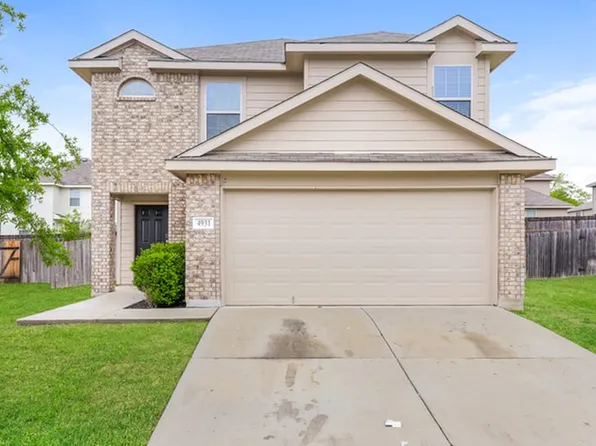 4931 War Horse Dr, San Antonio, TX 78242