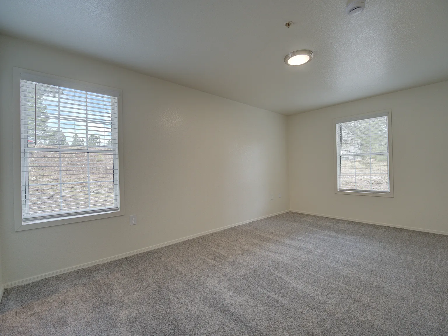 Oakwood Village II — Photo 4