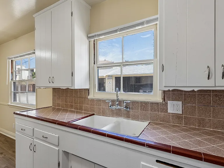1325 E Wilson Ave #3 — Photo 10