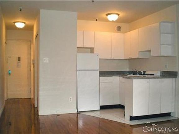 2nd image of 146 5th Ave APT 4A
