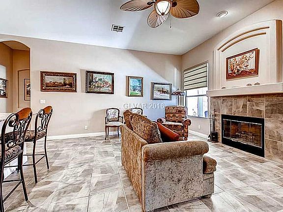 5th image of 1581 Deer Meadow Dr