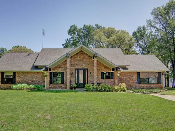 227 Private Road 5885, Yantis, TX 75497