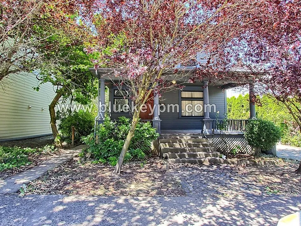 3419 SW Naito Pkwy