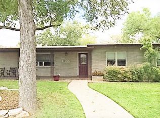 1100 N Park St, Uvalde, TX 78801