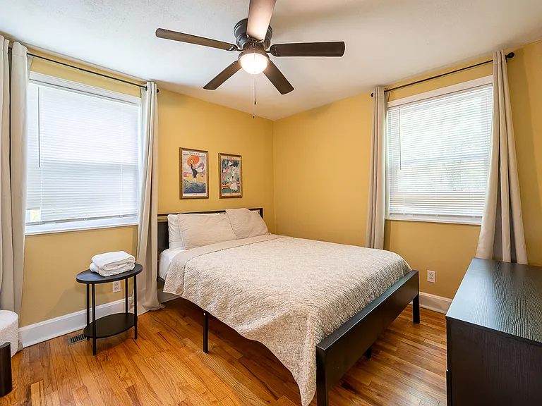 1803 Heath St — Photo 18