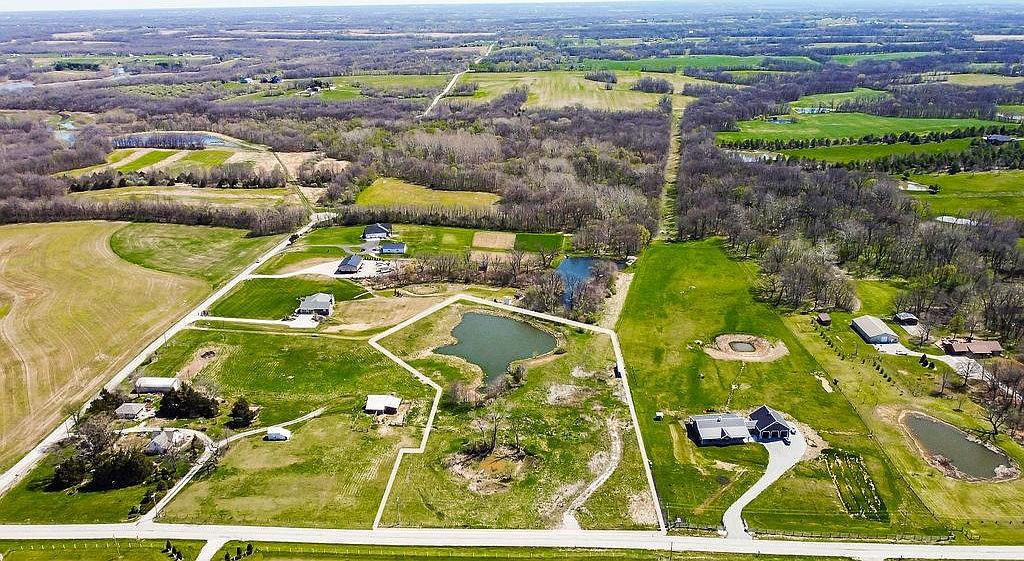 17025 Quinn Rd, Kearney, MO 64060 MLS 2482654 Zillow